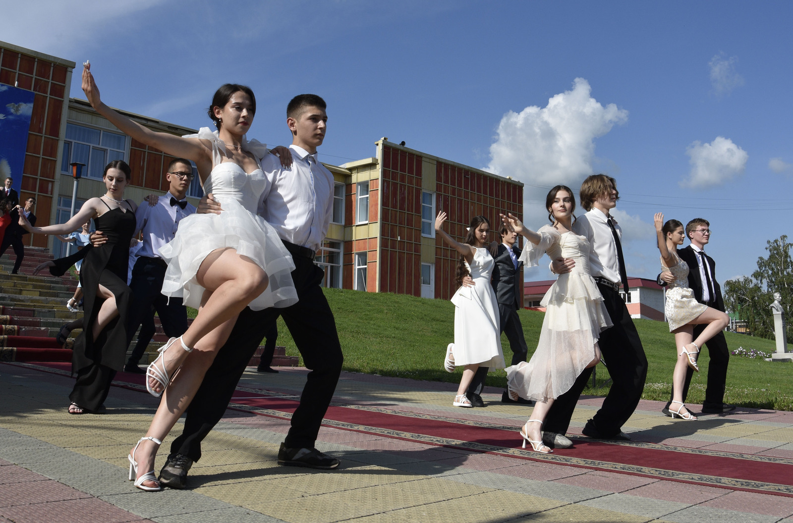 В Стерлитамакском районе прошёл выпускной бал