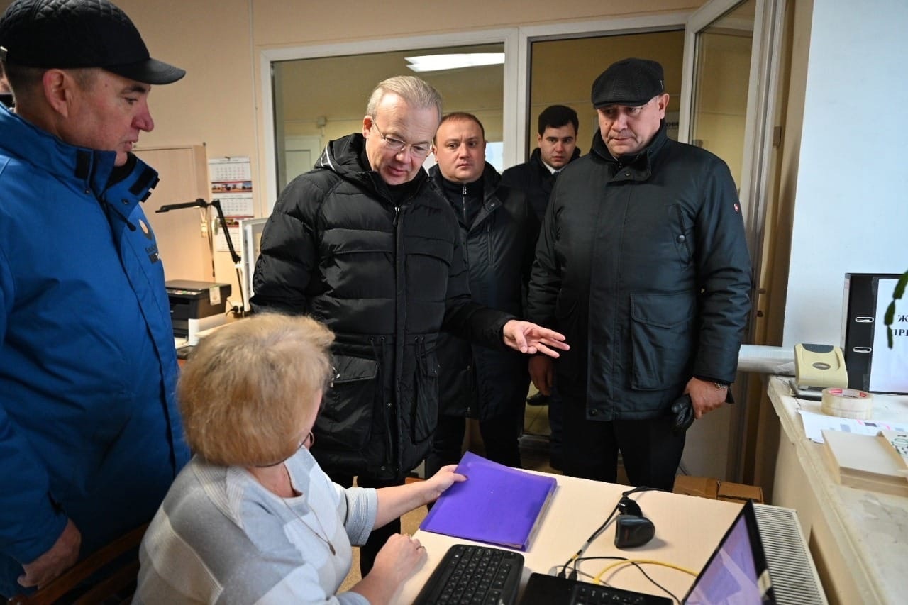 Премьер-министр Башкирии Андрей Назаров проинспектировал работу Единого логистического центра, созданного для поддержки мобилизованных земляков-участников СВО
