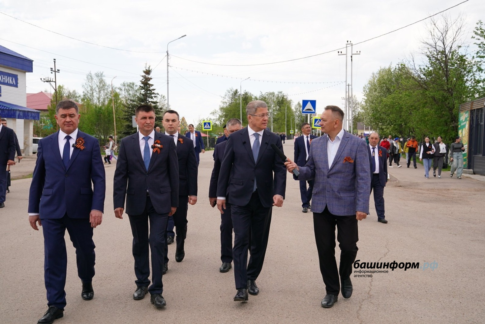 Глава Башкирии представил план благоустройства центральных площадей райцентров