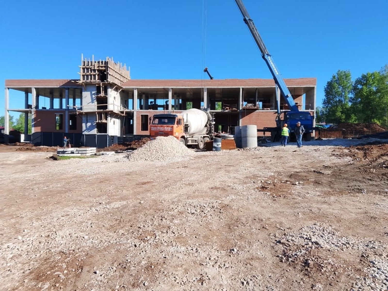 Глава Башкирии сообщил о строительстве новых поликлиник в республике