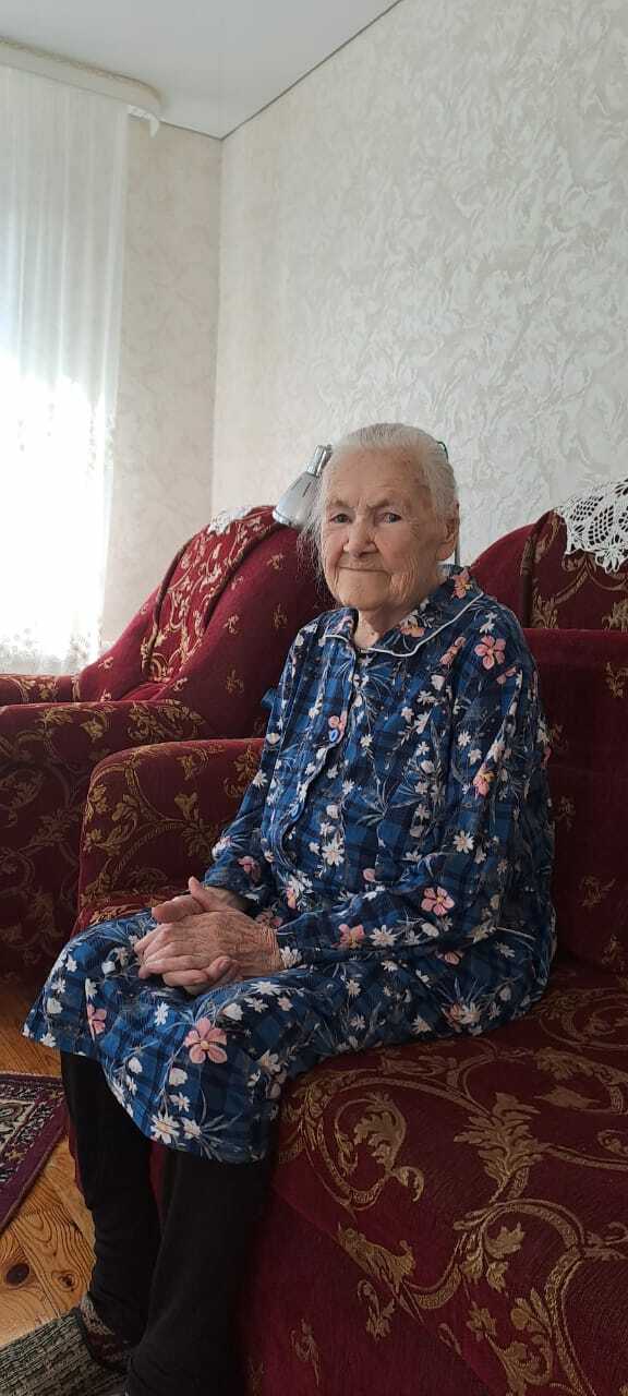 Жительницу села в Стерлитамаксаом районе поздравили с замечательной датой