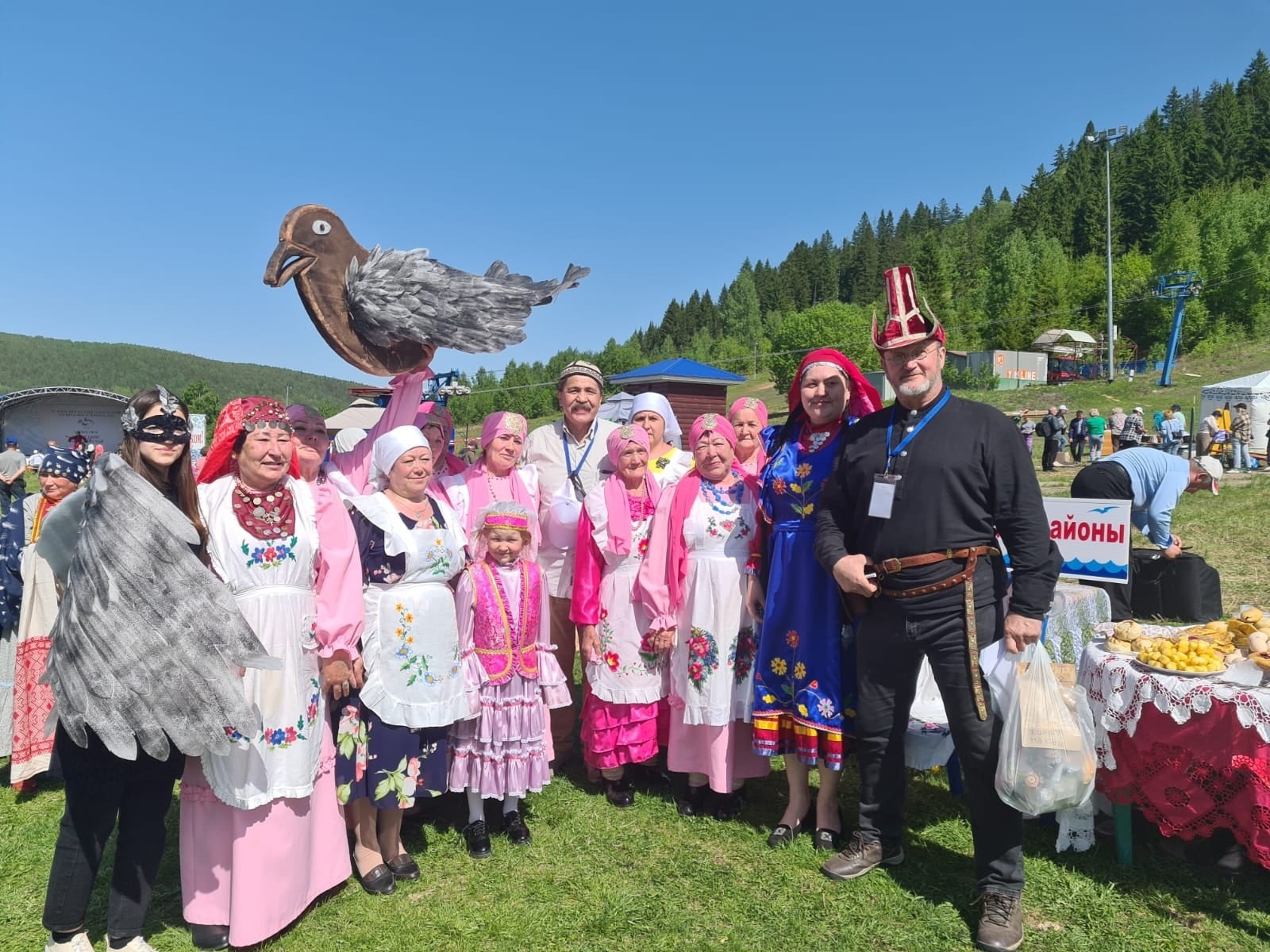 В рамках федерального проекта «Культурная среда» в Нуримановском районе Башкирии состоялся V республиканский этно-фестиваль «Кәкүк сәйе - Кукушкин чай -2023»