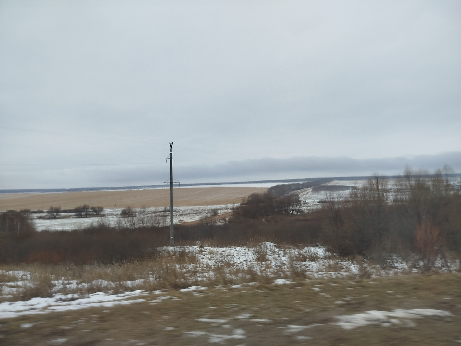 Зөләйха күзләрен йома