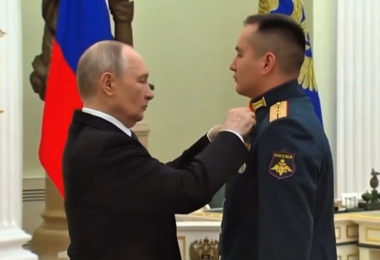 Глава Башкирии сообщил землякам о новом герое