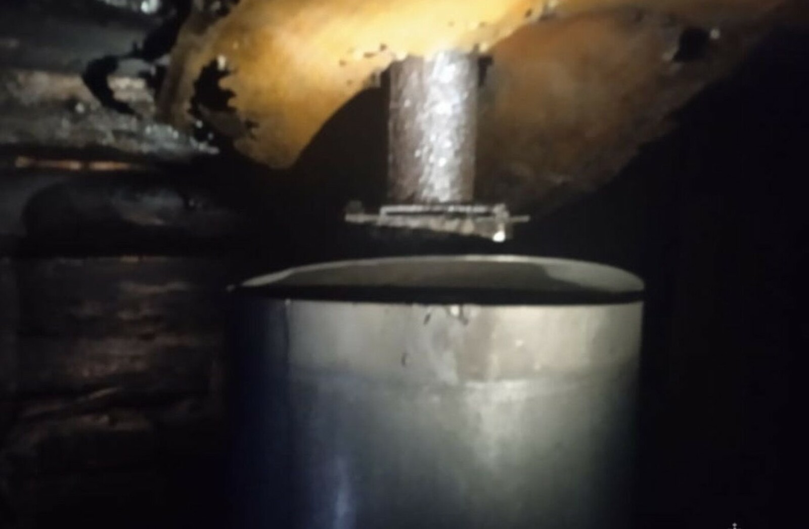 В Стерлитамакском районе супруги получили сильнейшие ожоги при попытке растопить бензином печь в бане