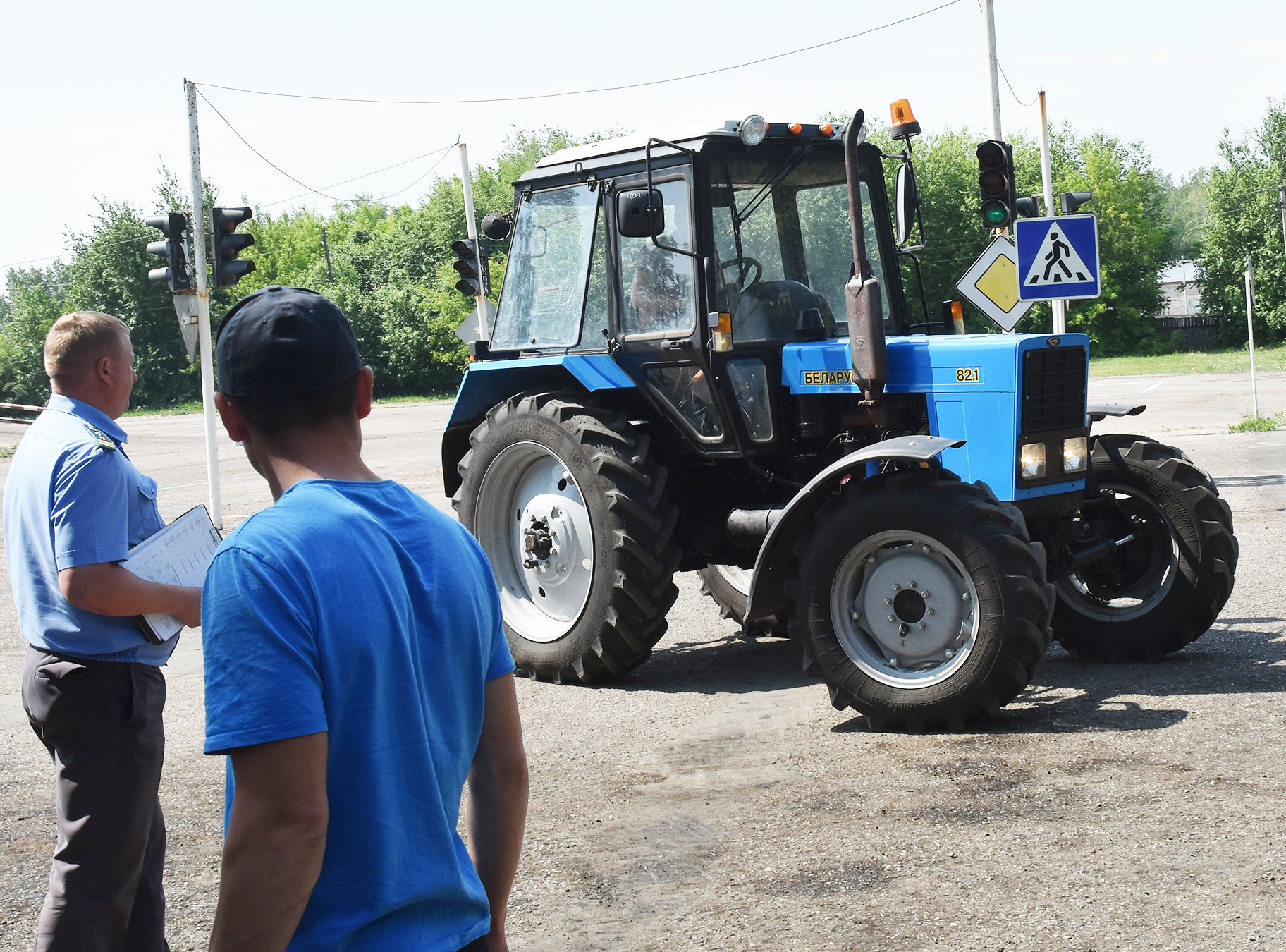 Лучшие трактористы-машинисты Стерлитамакского района Башкирии сразились в конкурсе профмастерства