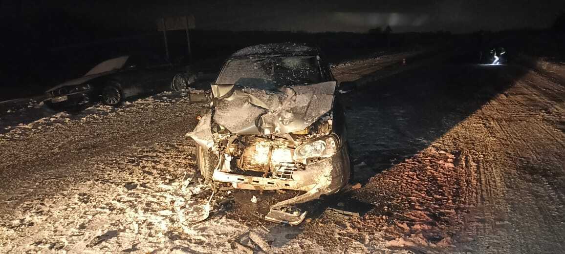 В Стерлитамакском районе в условиях непогоды столкнулись два автомобиля