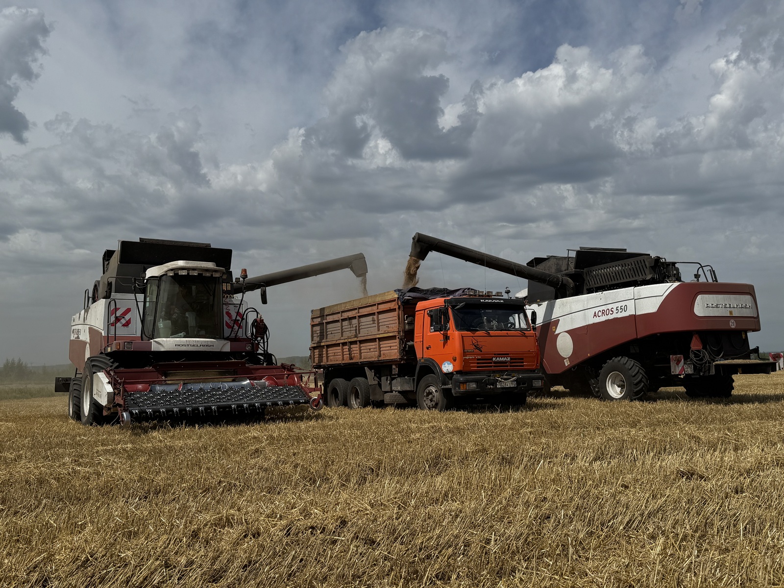 В Стерлитамакском районе Башкирии стартовала уборочная страда