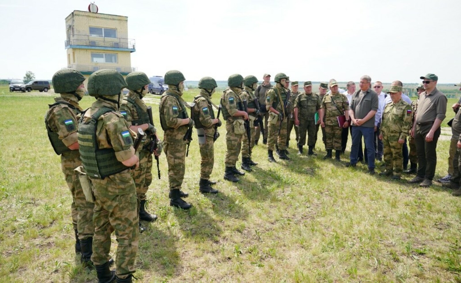 Глава Башкирии побывал на месте боевого слаживания полка добровольцев "Башкортостан"