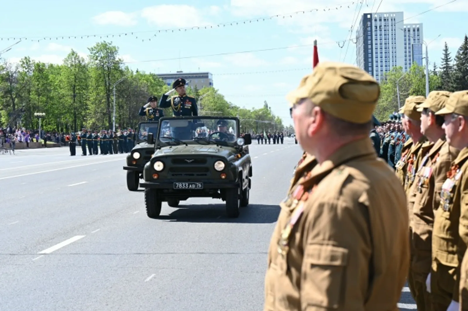 В Уфе прошёл парад в честь Дня Победы