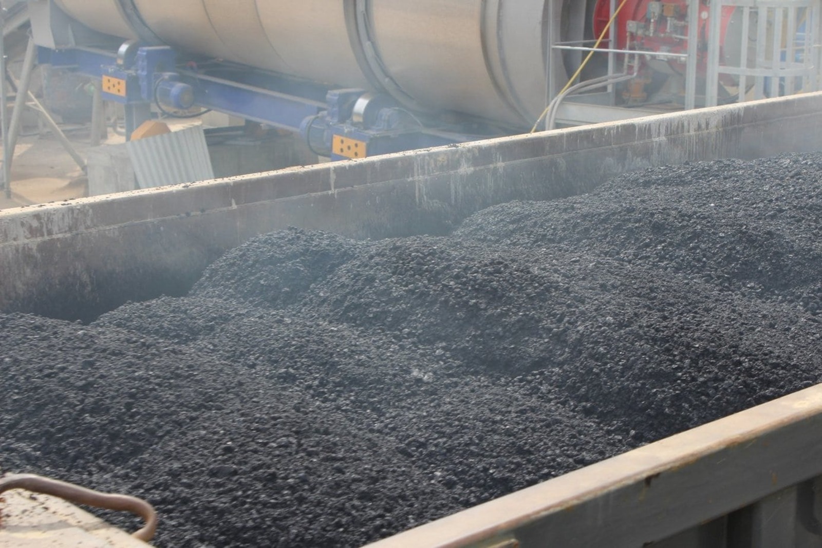 В башкирском Салавате запустили новый резервуарный парк для производства битума