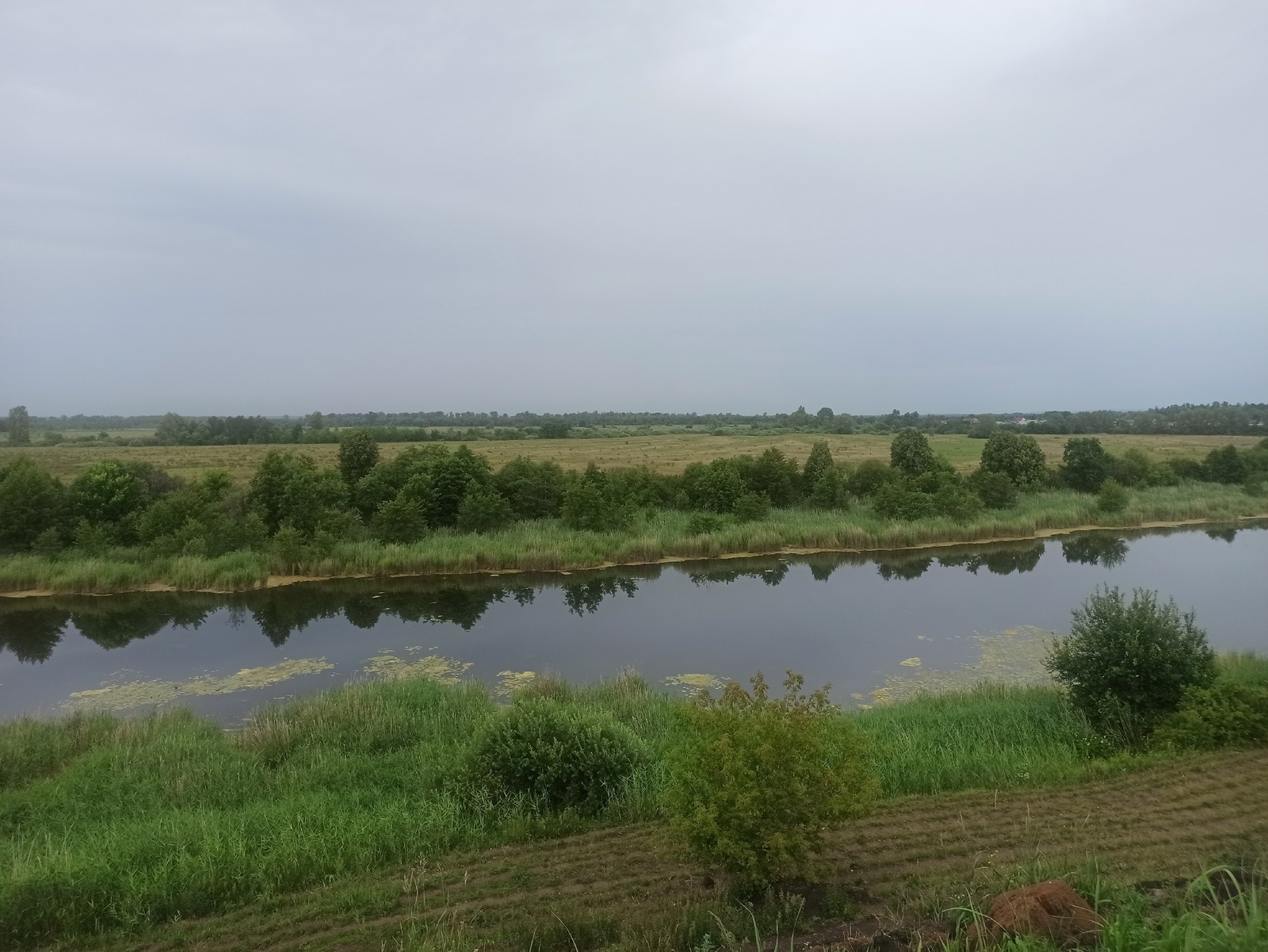 Бәхетеңне читкә очырма