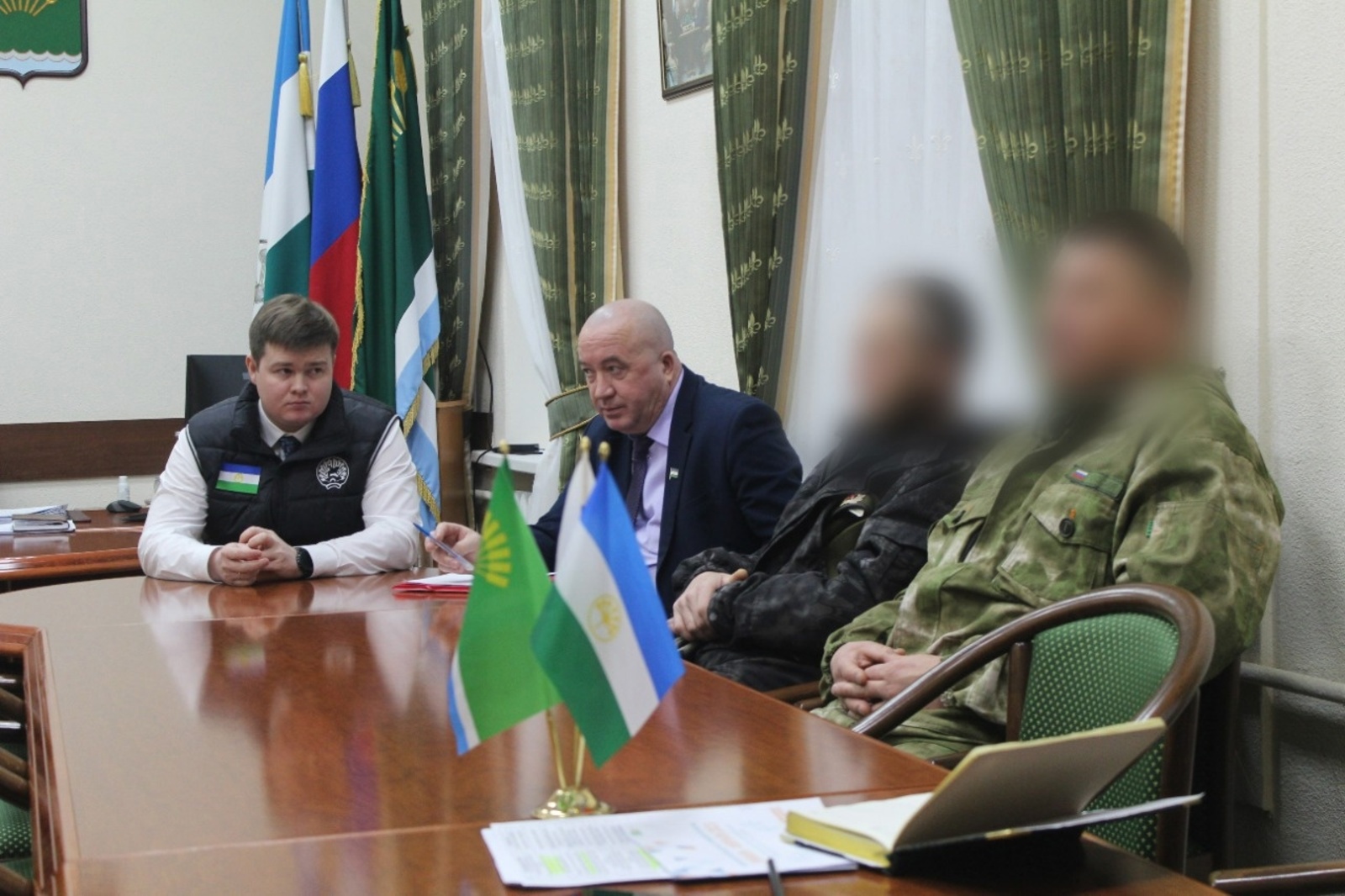 Глава Стерлитамакского района встретился с участниками специальной военной операции