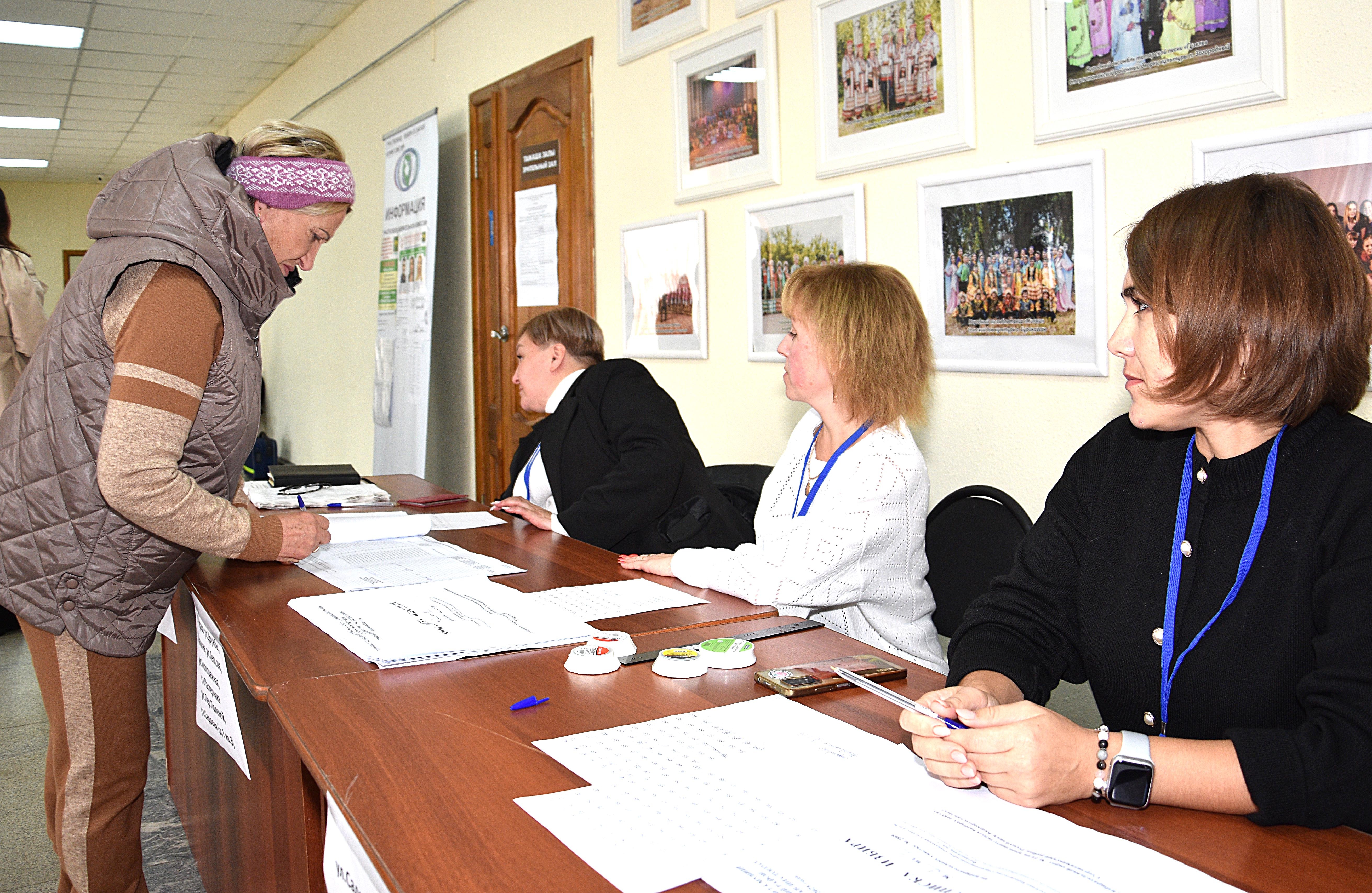 Жители Стерлитамакского района выбирают местных депутатов