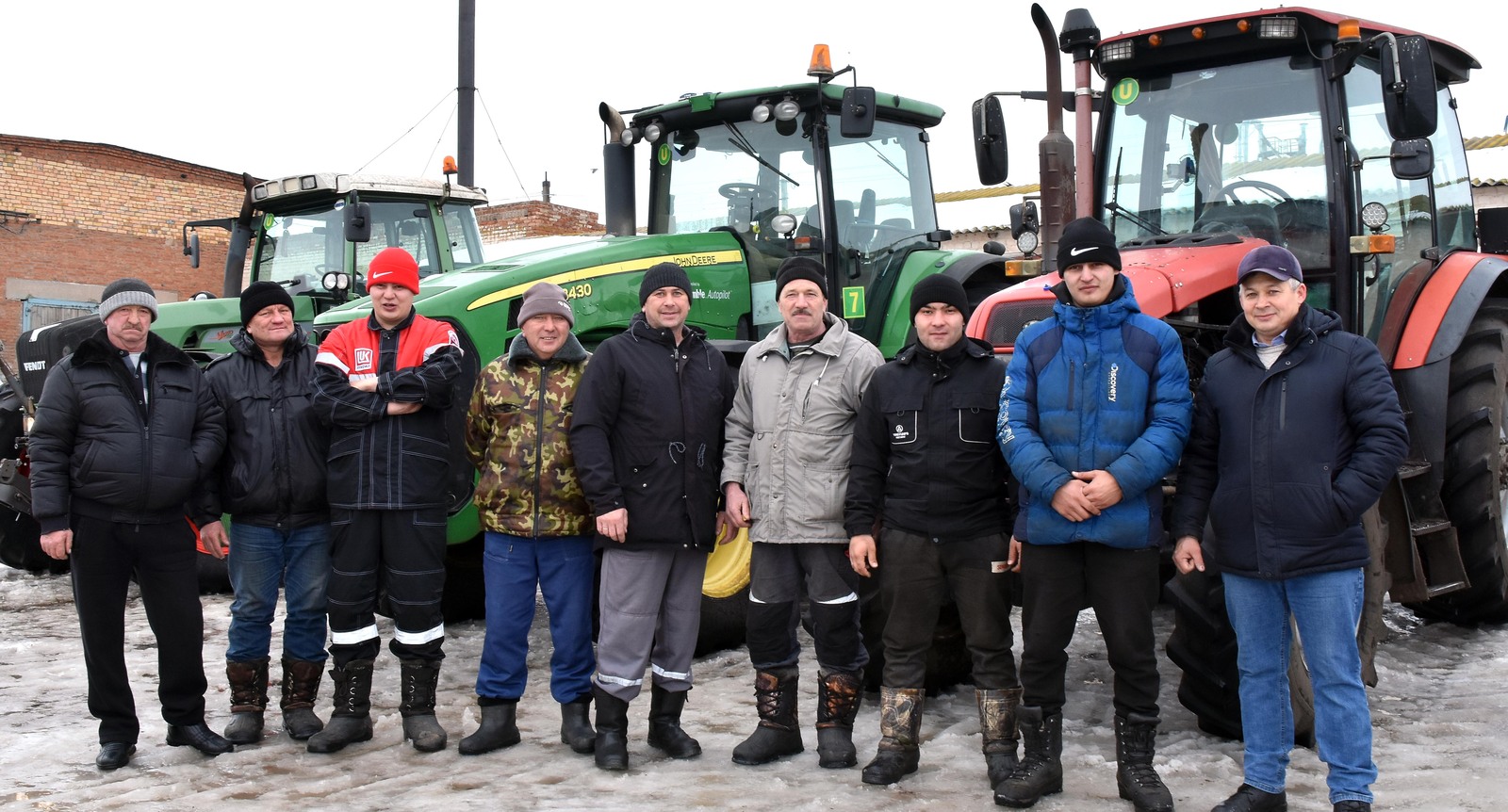 Аграрии Стерлитамакского района готовят тракторную технику к новому полевому сезону