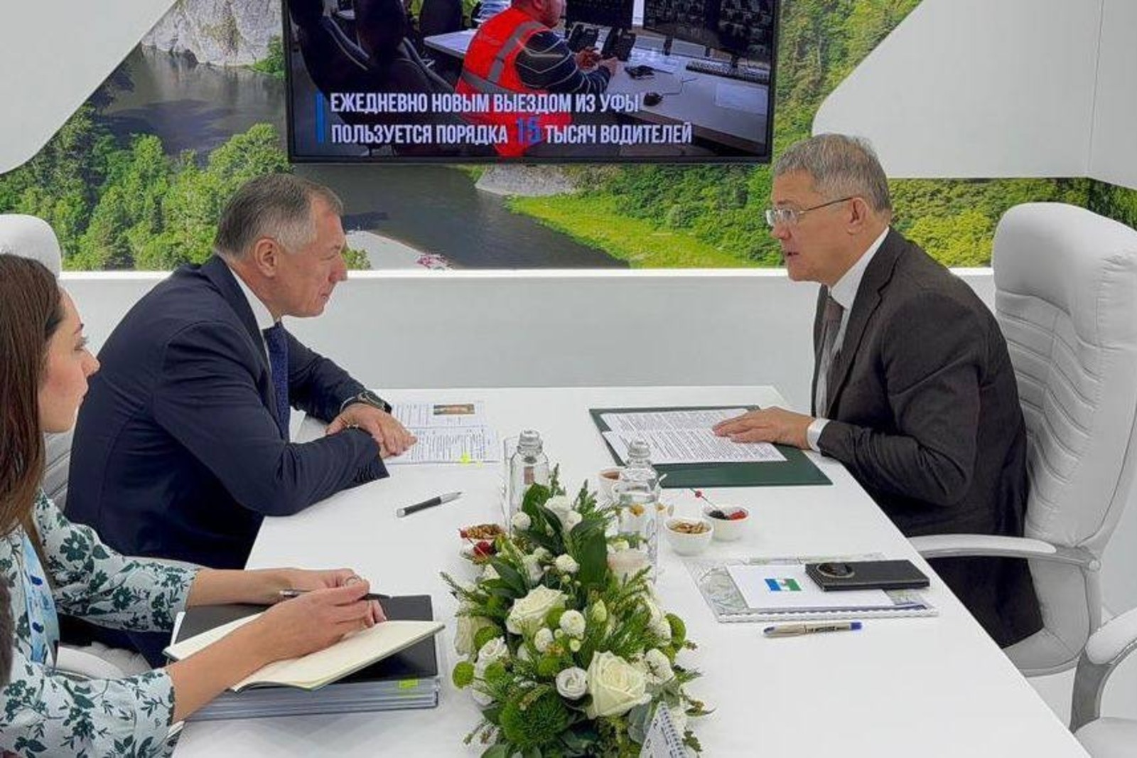 Глава Башкирии и Марат Хуснуллин обсудили важные проекты
